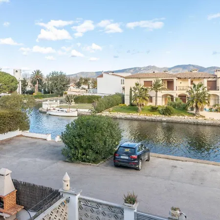 Sol I Canal By Interhome *
