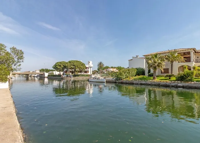 Sol I Canal By Interhome * Empuriabrava