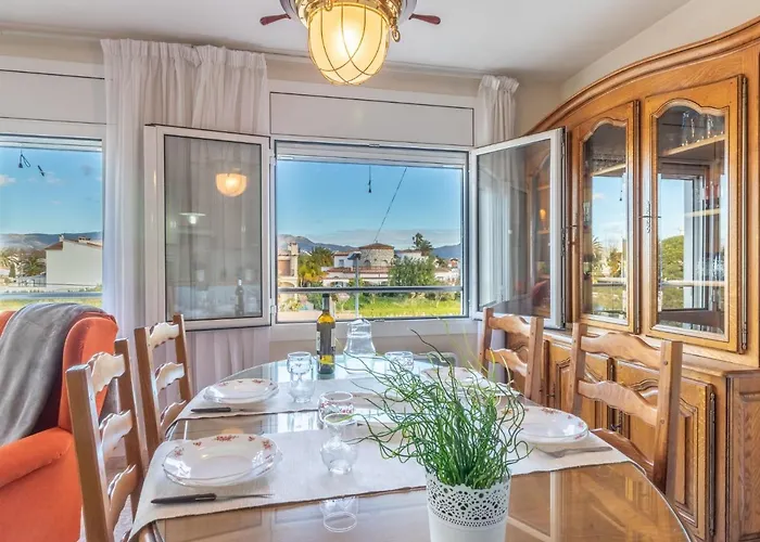 Apartment Sol I Canal By Interhome Empuriabrava