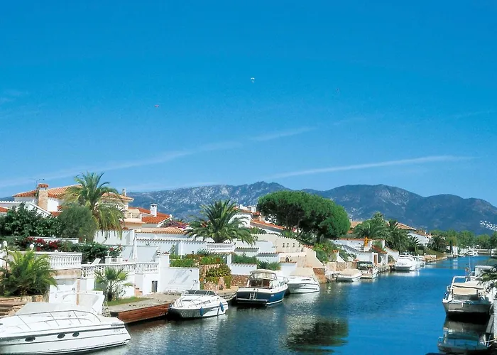 Sol I Canal By Interhome * Empuriabrava